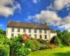 Cuffern Manor Country House Bed and breakfast