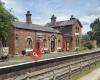 Hadlow Road Railway Station