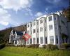 Lodge on the Loch Hotel