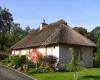 Thatched Holiday Cottage