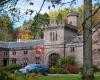 The Castle Stables, Drumtochty Castle - 4 Star - Luxury Self Catering Apartment