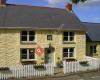 THE OLD SWAN INN - Holiday Cottage Pembrokeshire